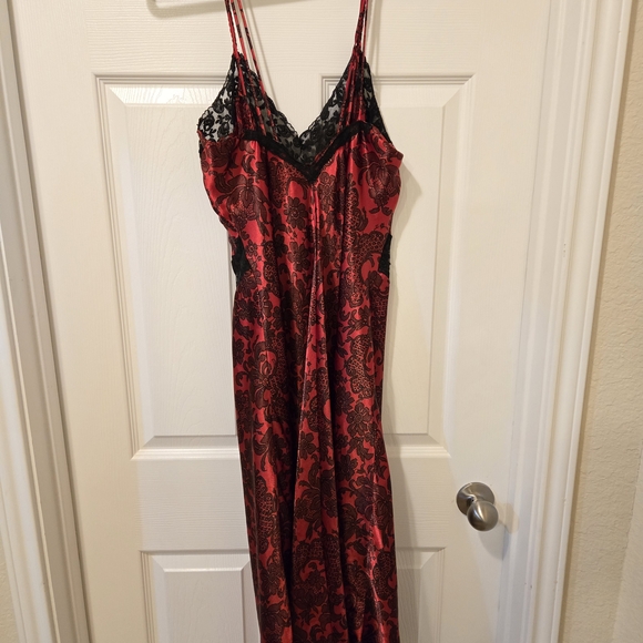 Victoria's Secret Red and Black Lace Slip Dress - Picture 9 of 12